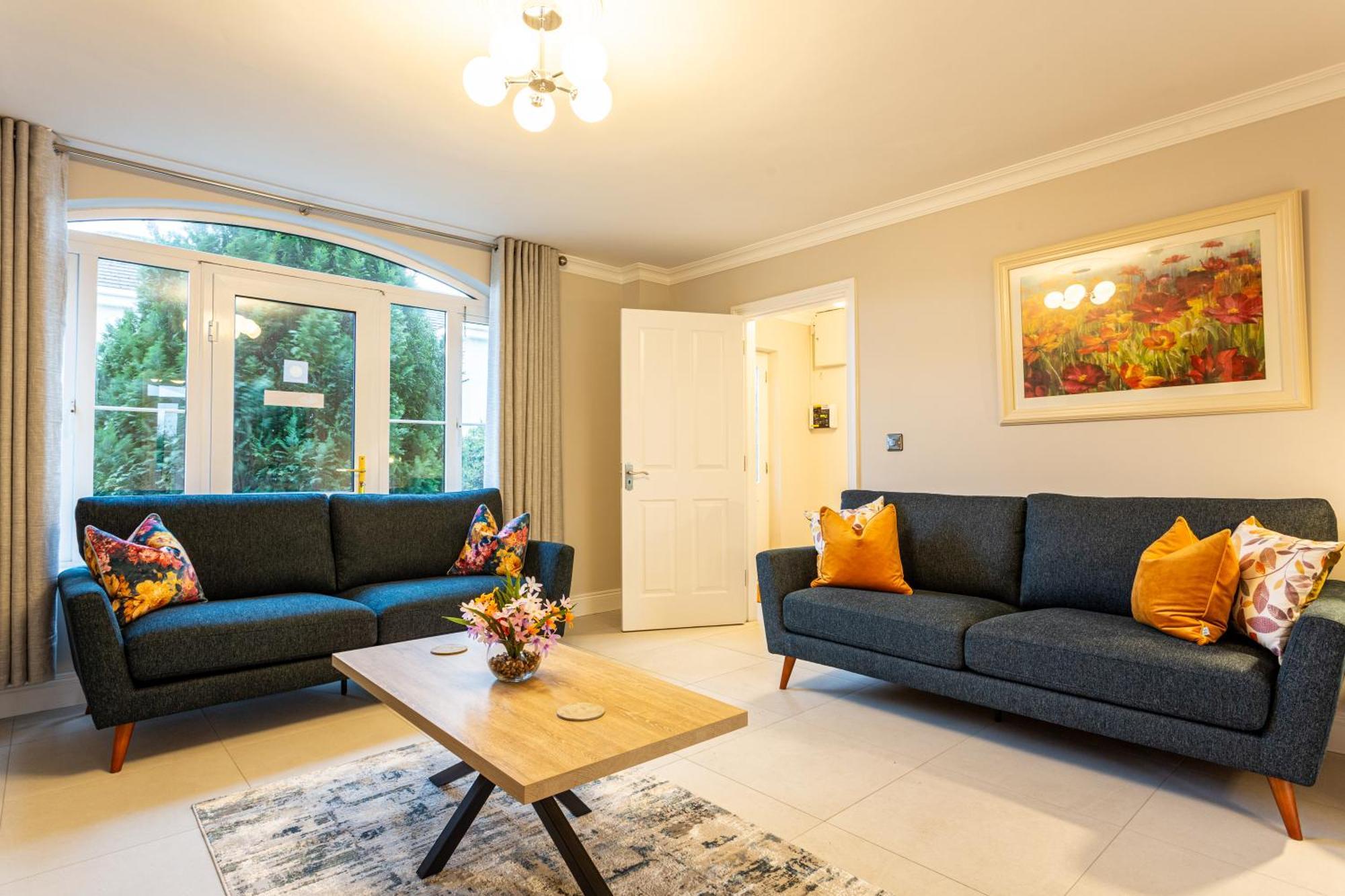 No 20 Village * Killarney